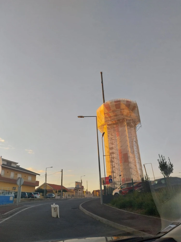 Demolição de Reservatório Elevado de Matos Cheirinhos